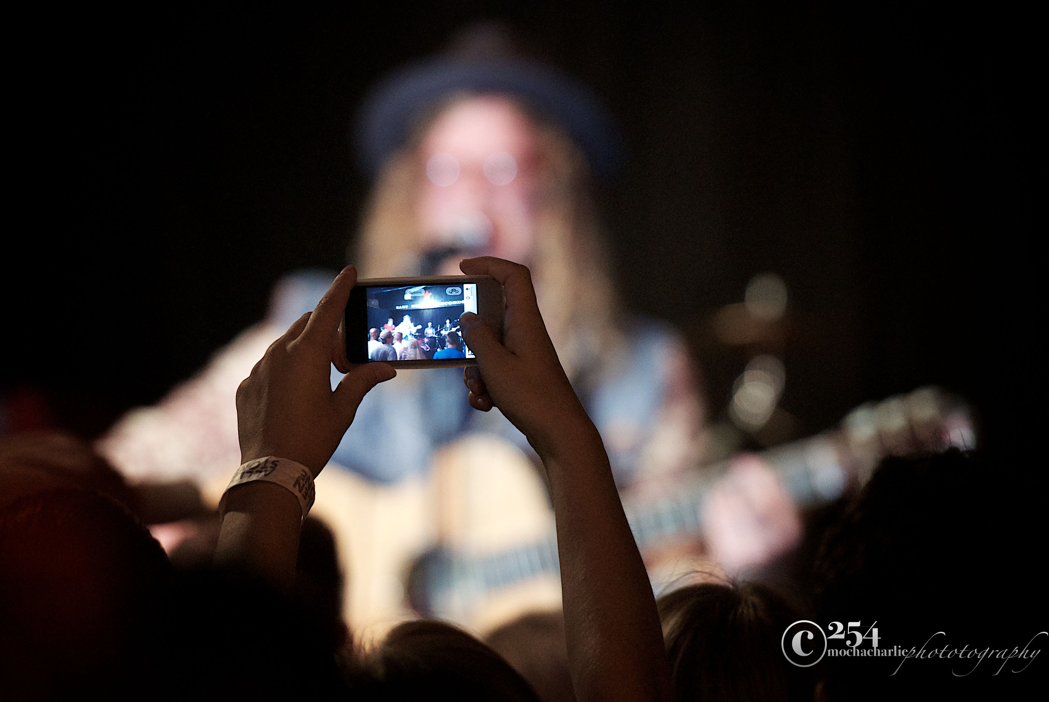Allen Stone @ Easy Street Records on 8/22/12 (Photo By Mocha Charlie)