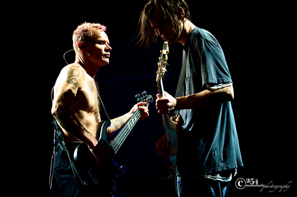 Red Hot Chili Peppers @ Key Arena on 11/15/12 (Photo By Mocha Charlie)