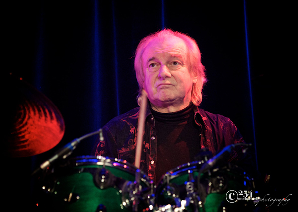 Play it Forward 3 @ The Neptune Theatre 1/20/13: Alan White (Photo by Mocha Charlie)