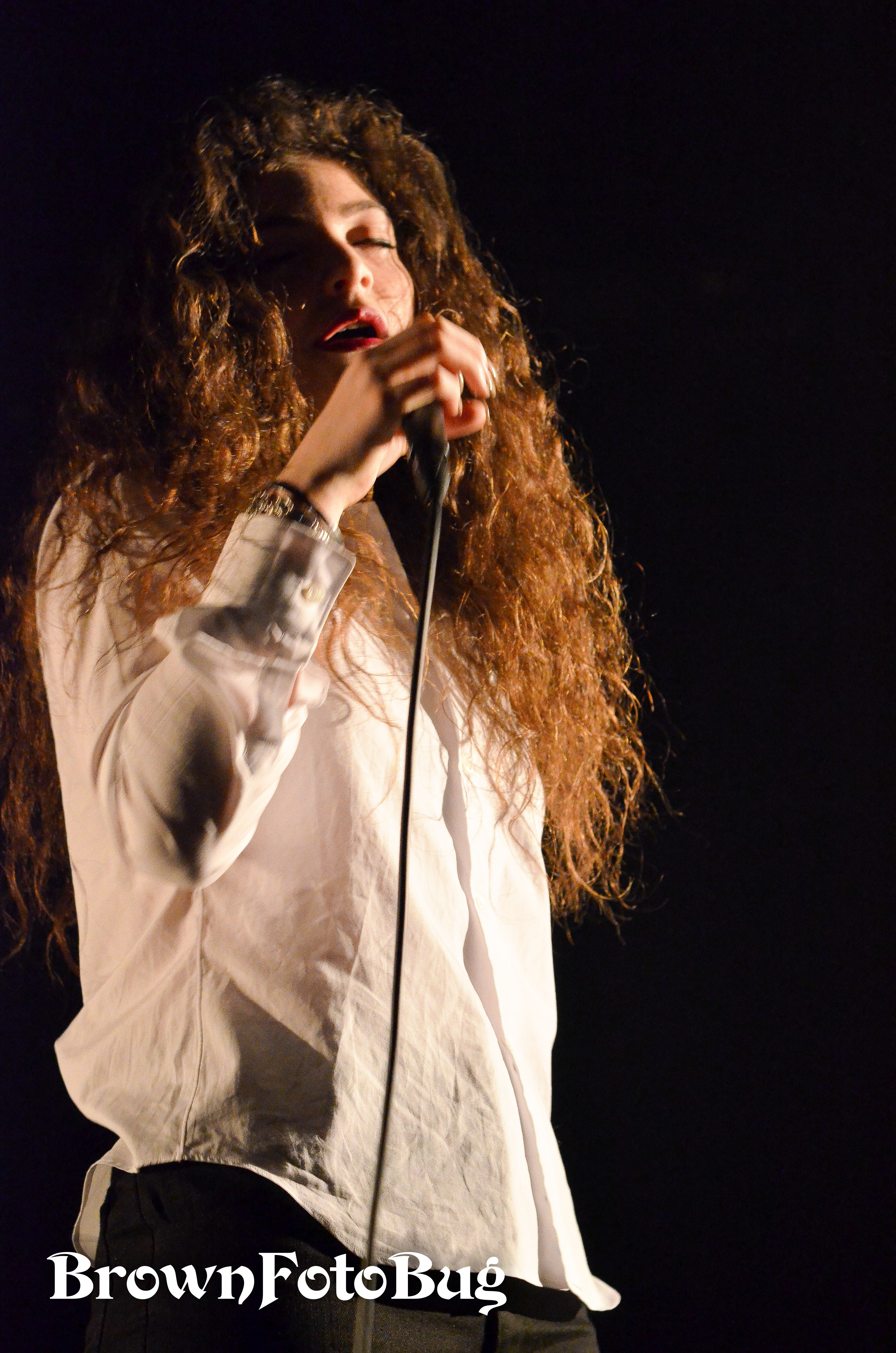 Lorde Live at Showbox @ The Market – 9/28/13 (Photo by Arlene Brown)