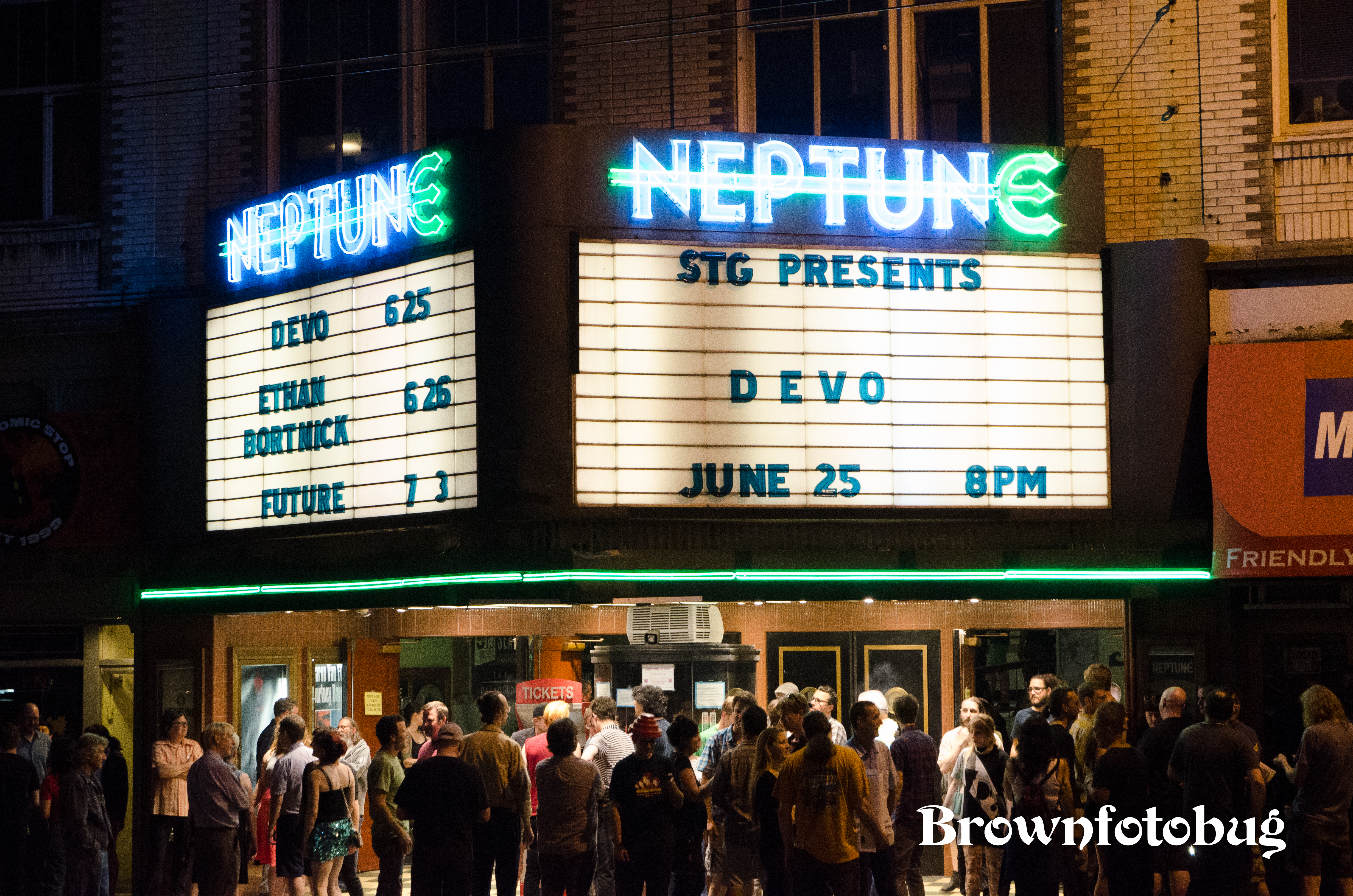 DEVO Live at The Neptune (Photo by Arlene Brown)