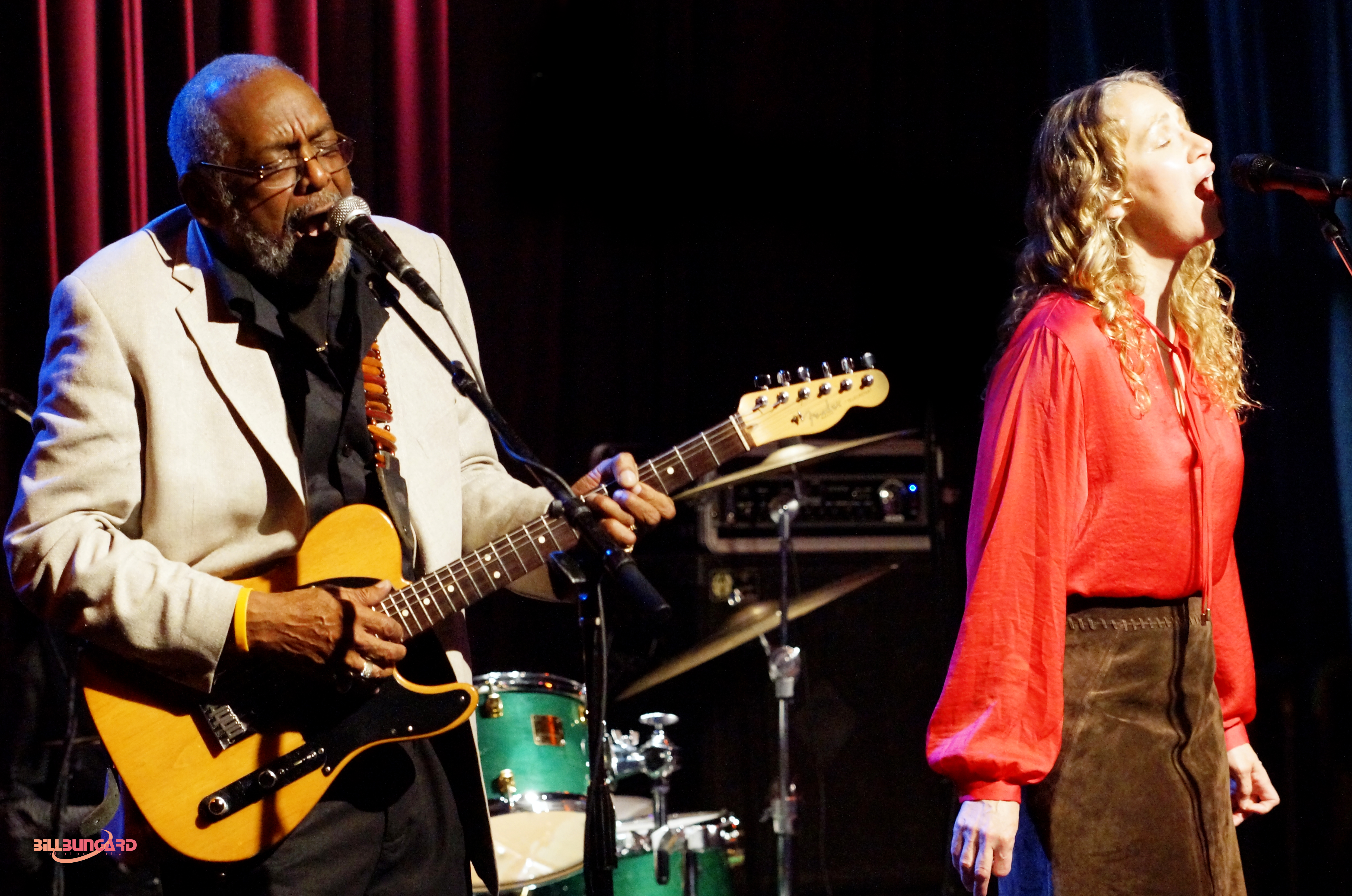 Joan Osborne and Wendell Holmes at Jazz Alley (Photo by Bill Bungard)