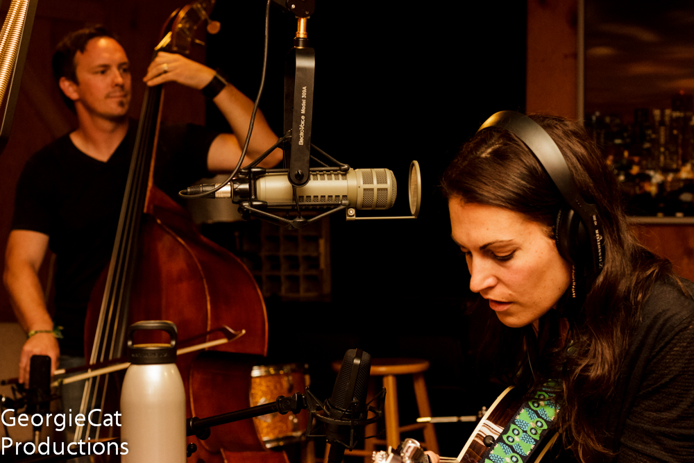 SMI Radio In Studio Session @ Critical Sun: Sarah Gerritsen (Photo by George Bentley)