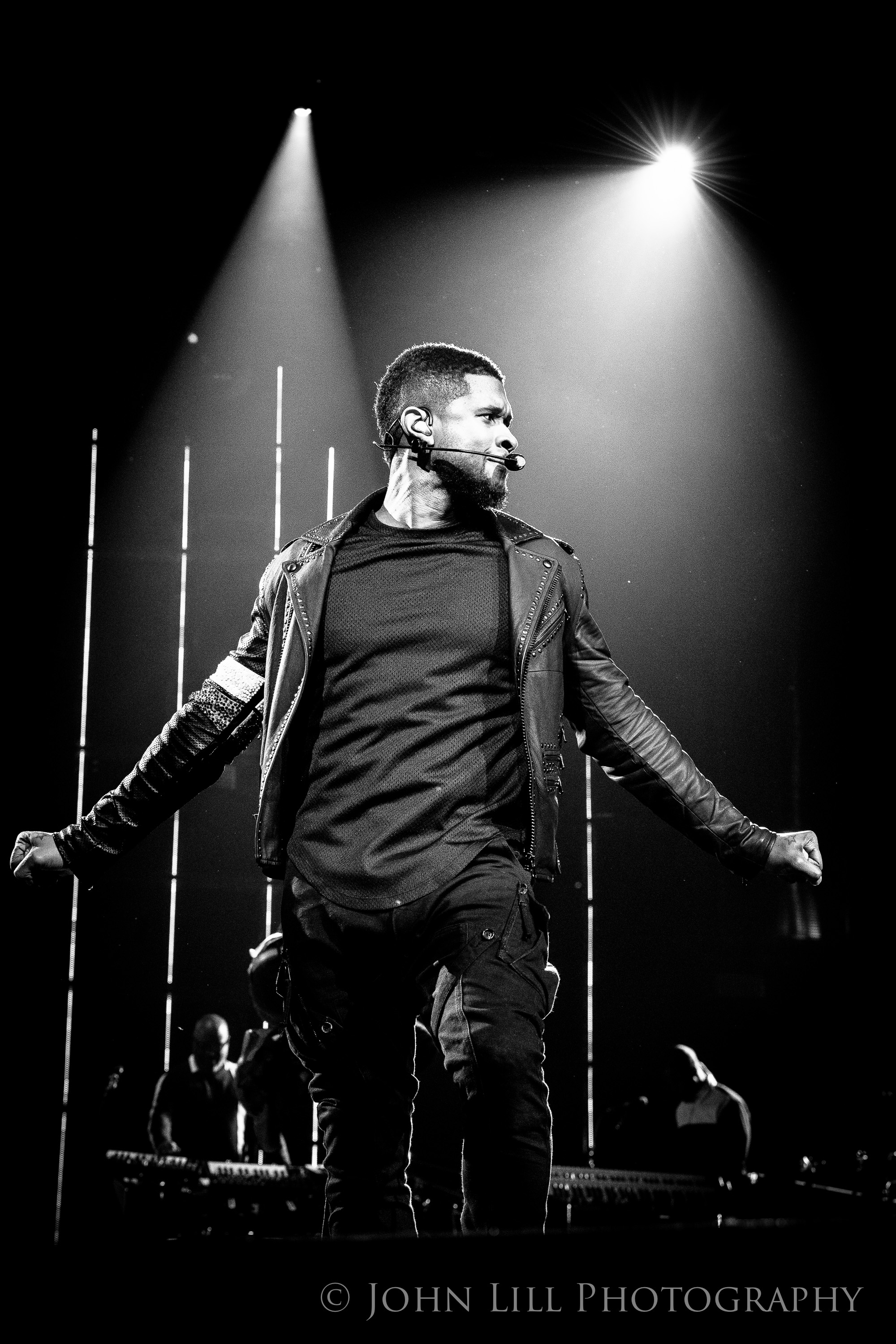 Usher performs at Key Arena. Photo by John Lill
