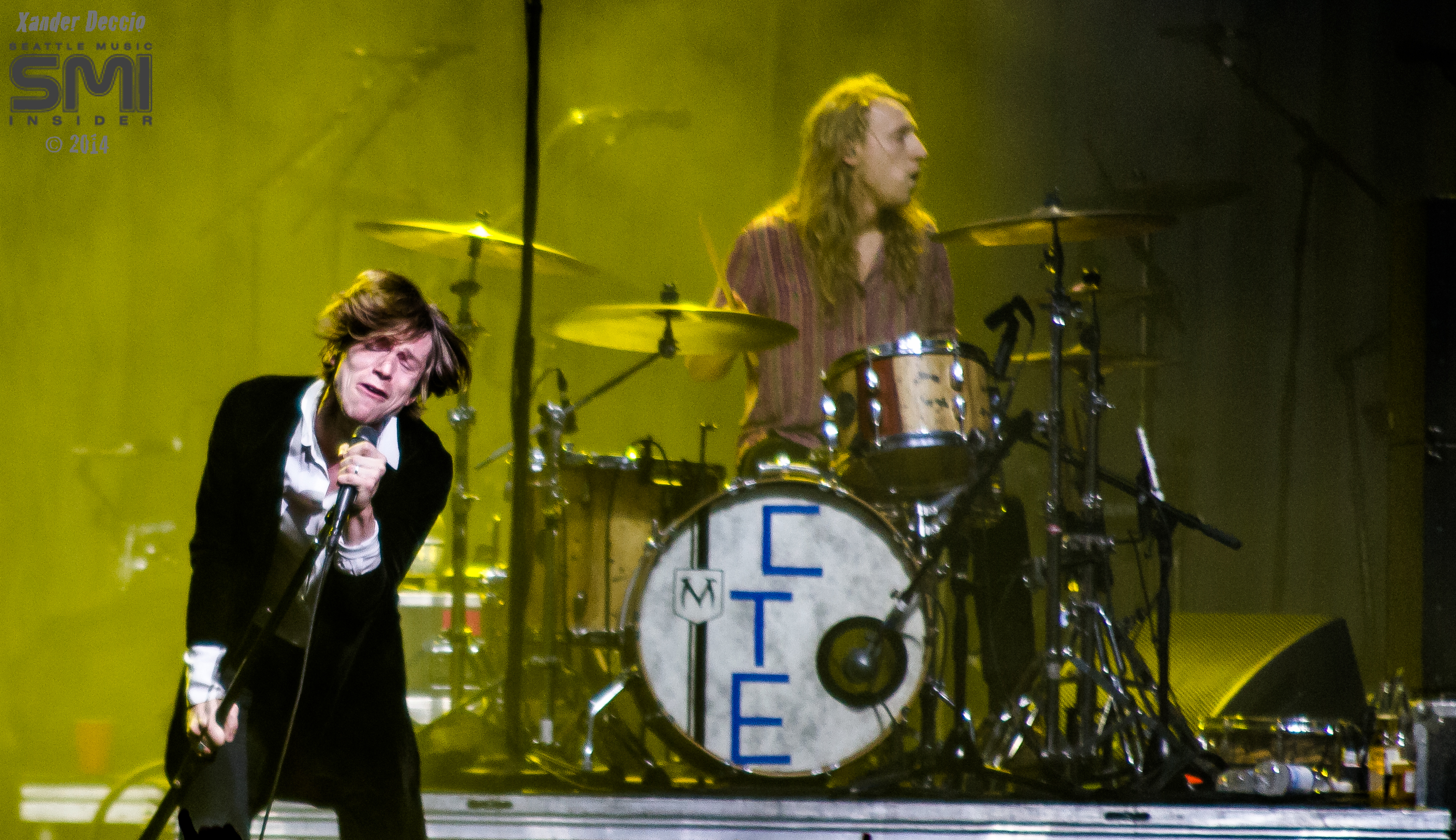 Cage The Elephant @ Deck The Hall Ball 2014 – Photo By Xander Deccio