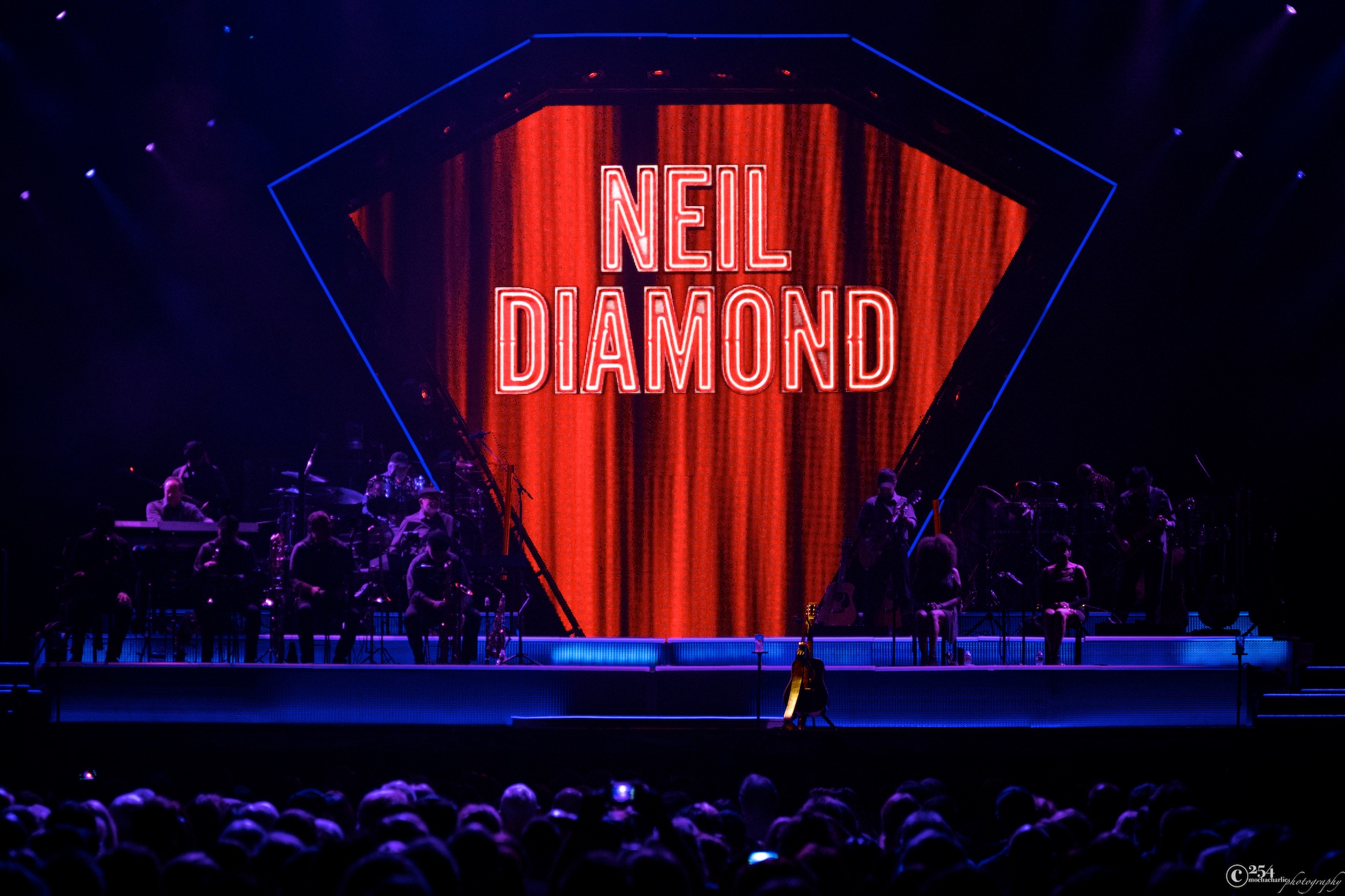 Neil Diamond at KeyArena (Photo by Mocha Charlie)